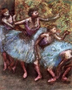 Four dancers behind the scenes (1)