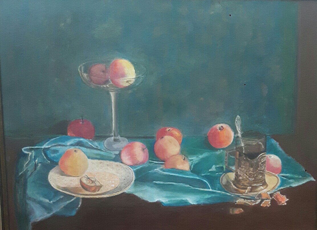 Apples on the table