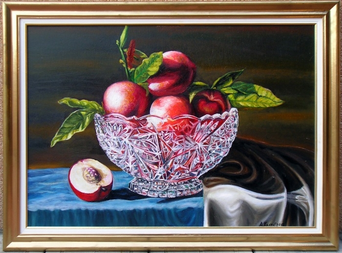 Bowl of peaches